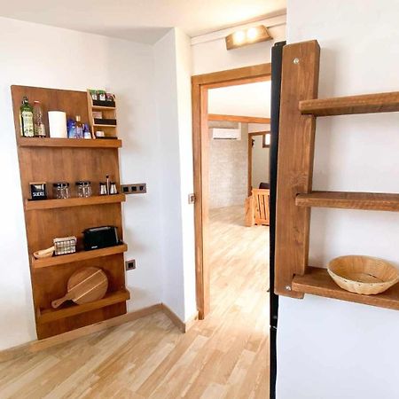 Bungalow Allende Famara Con Piscina Privada Y Ac Eksteriør bilde